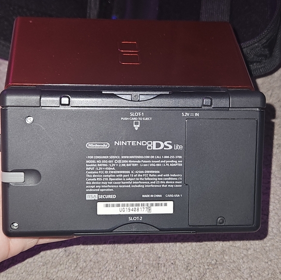 Red Nintendo DS Lite w/ carry case, games & accessories - Picture 6 of 8
